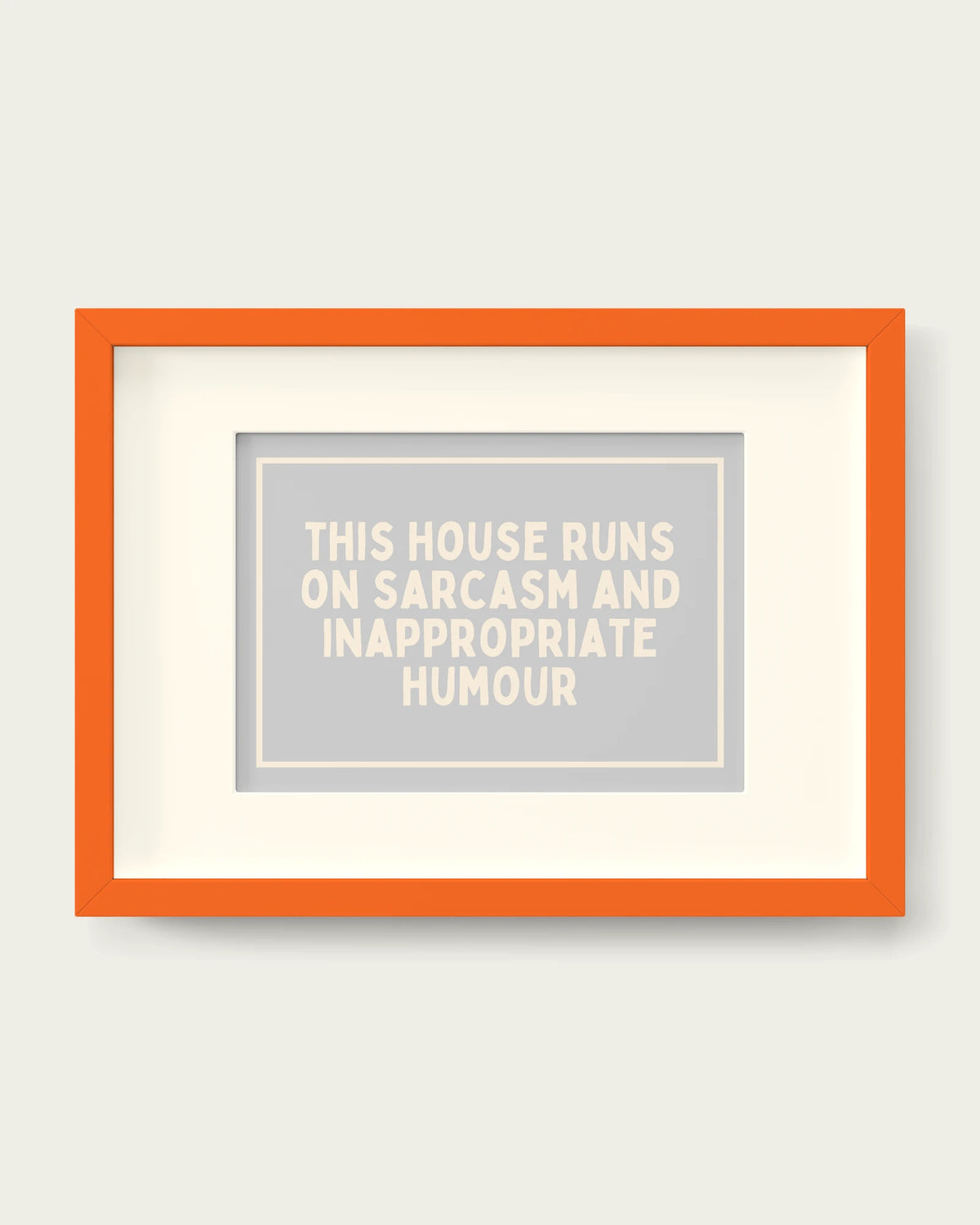 Pale-Grey/Orange+mount