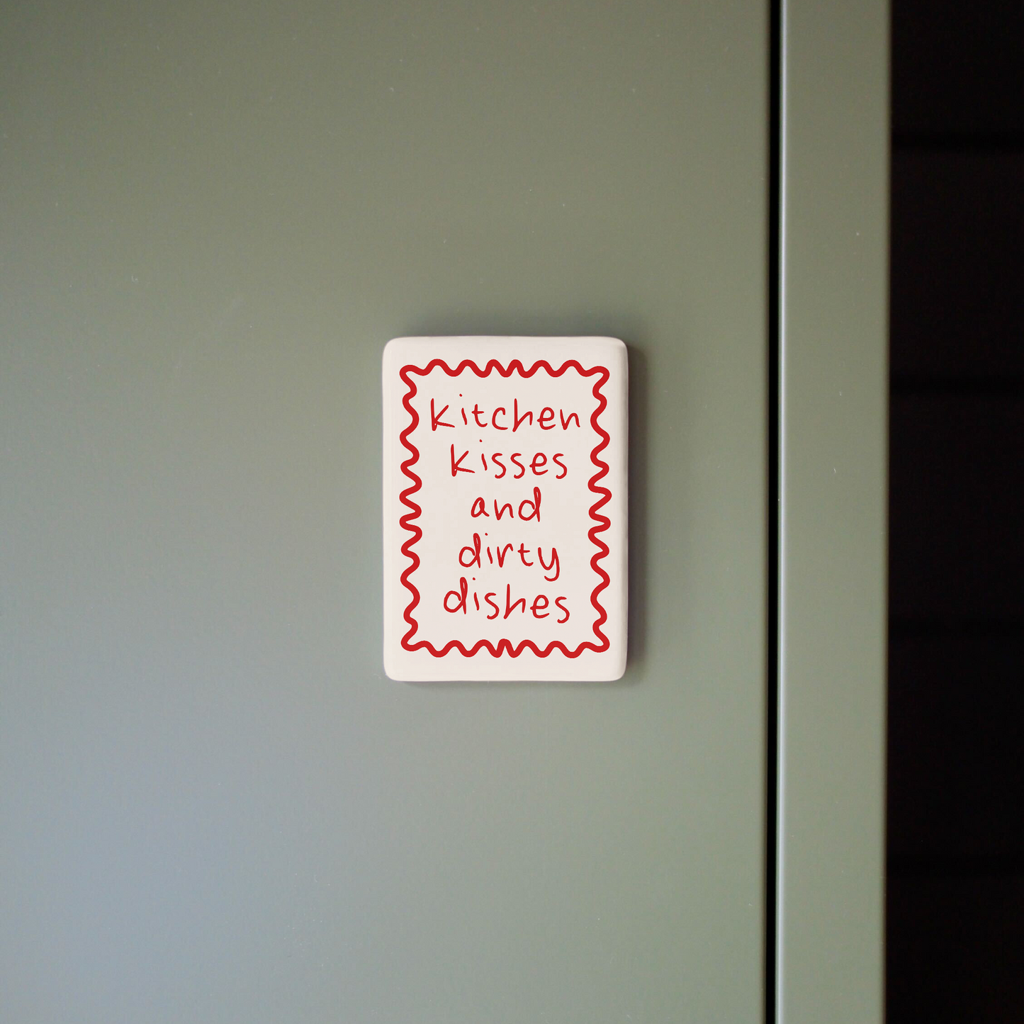 Kitchen Kisses | Ceramic Magnet